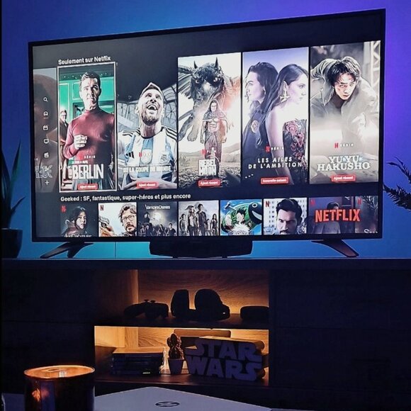 🔥IPTV SUBSCRIPOTION🔥 - Picture 1 of 2